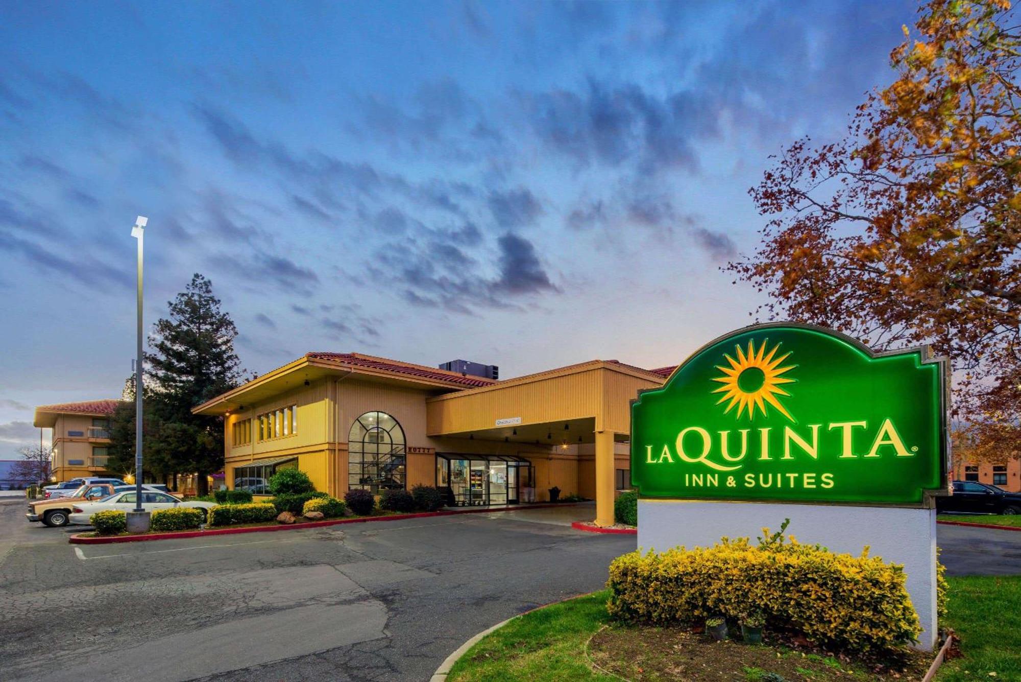 La Quinta By Wyndham Oakland - Hayward Hotel Exterior foto